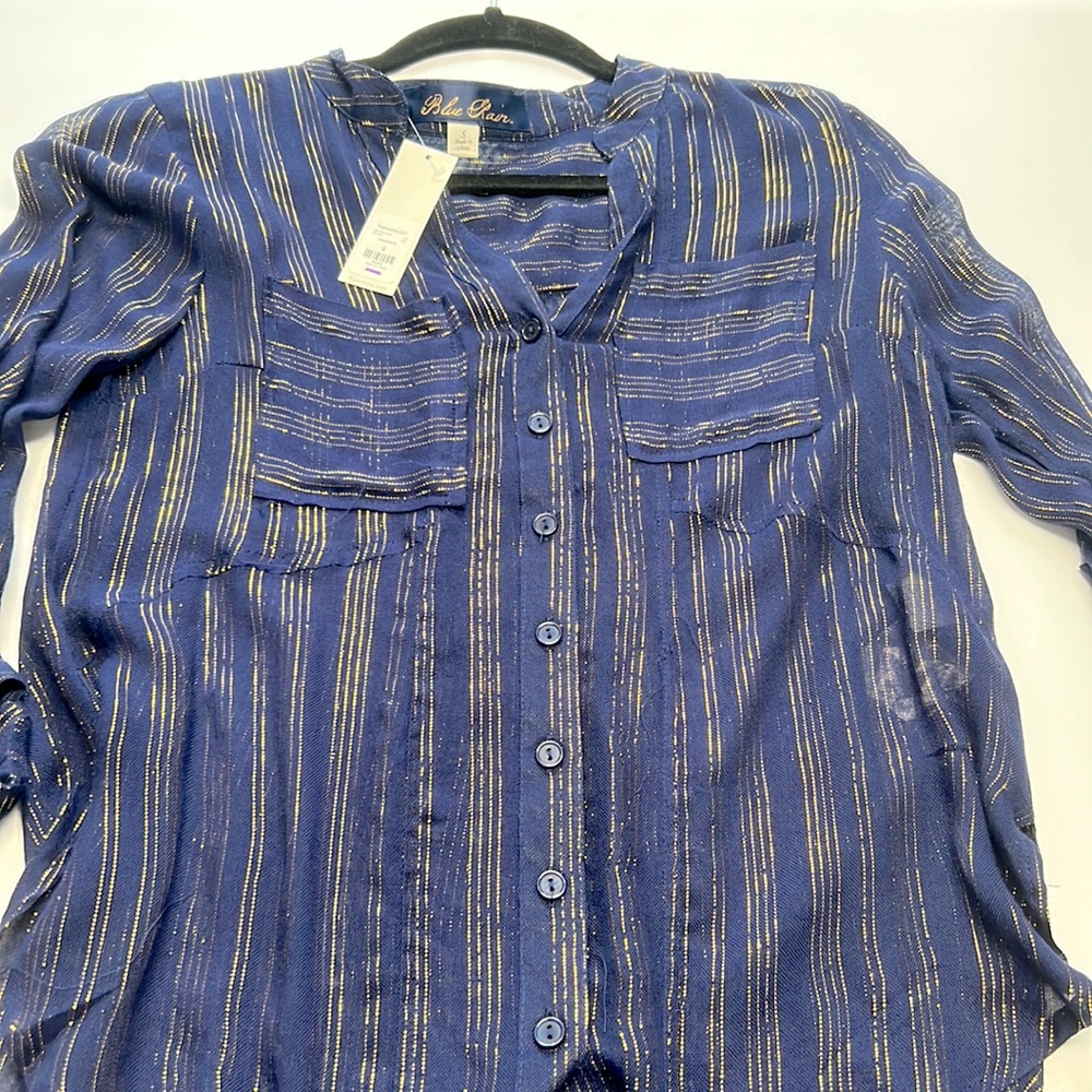 NWT size small, Francesca’s too